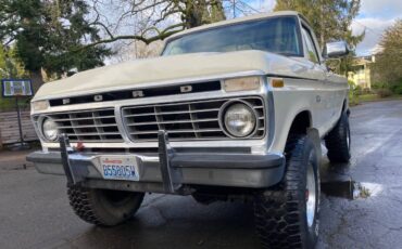 Ford-F250-highboy-1975-10