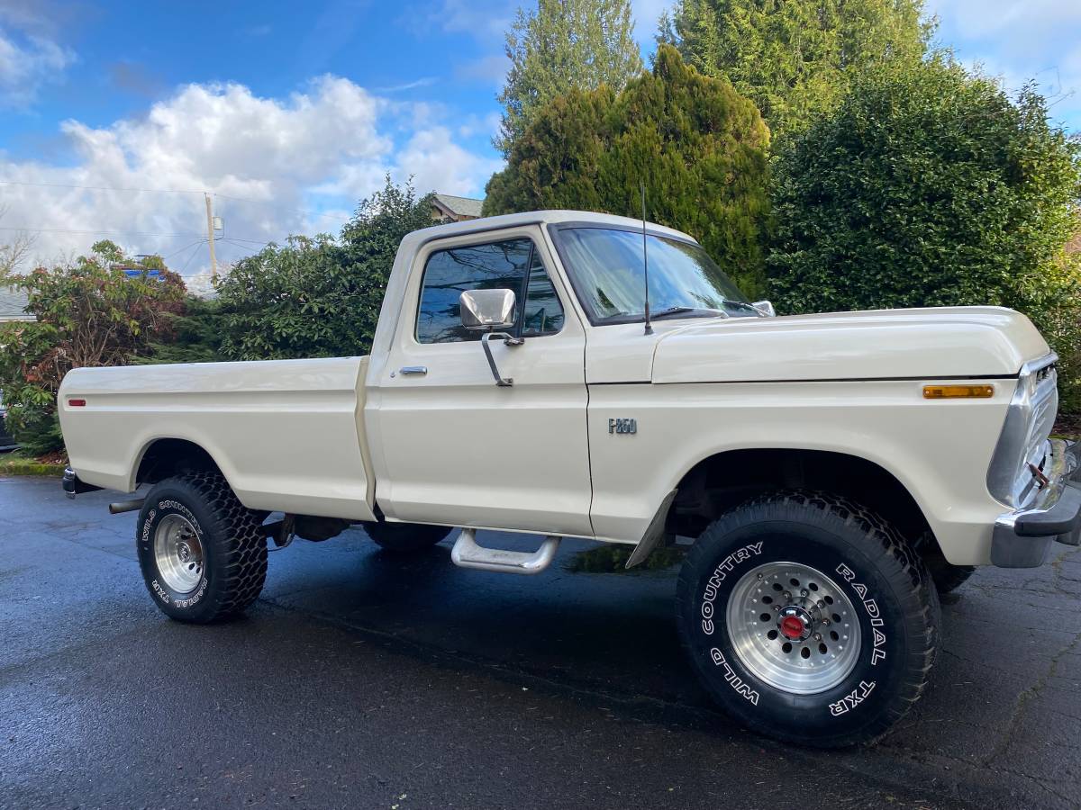 Ford-F250-highboy-1975-14