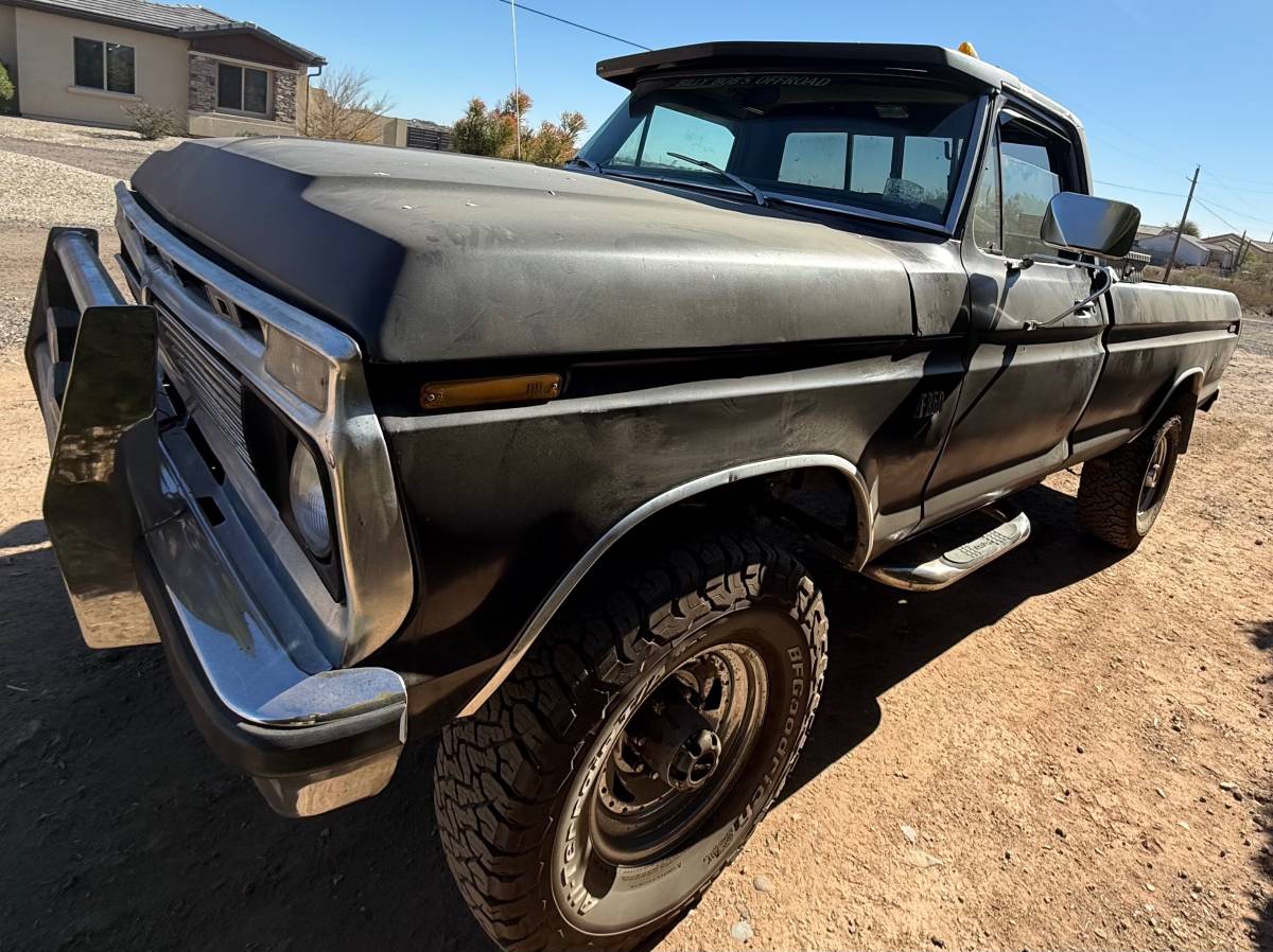 Ford-F250-highboy-1975-1609340-2