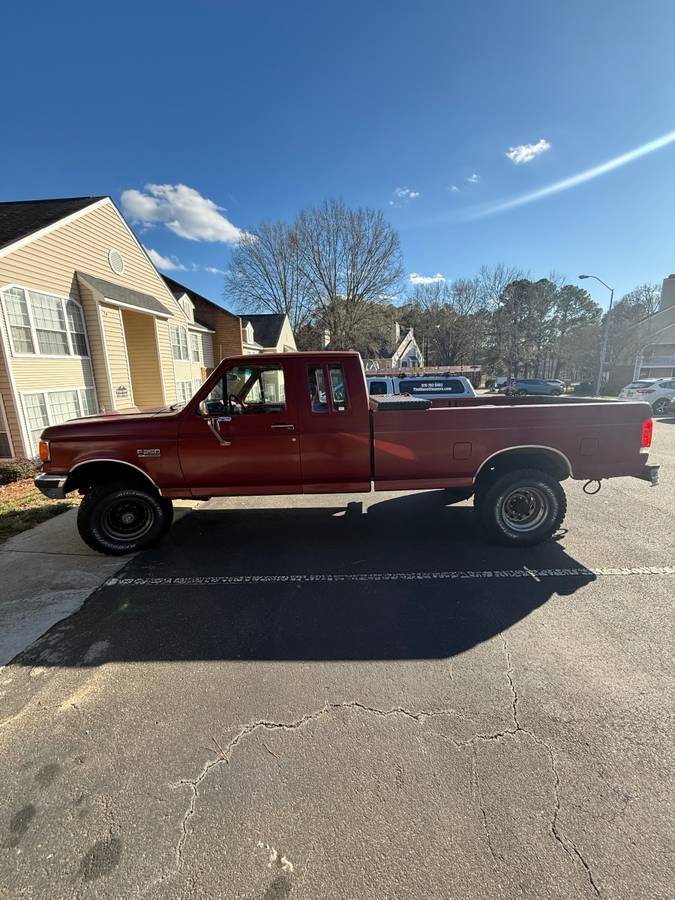 Ford-F250xl-1988-red-343879-4