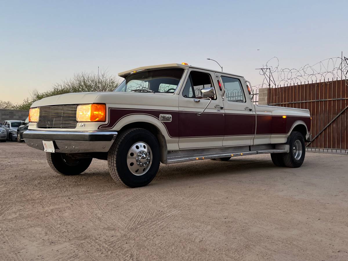 Ford-F350-crew-cab-1989-102291-1