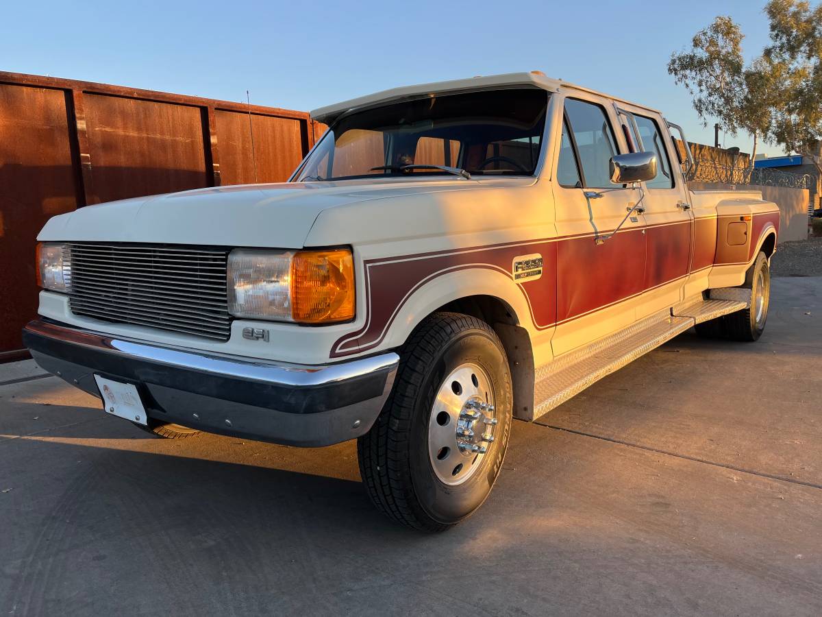 Ford-F350-crew-cab-1989-102291-7