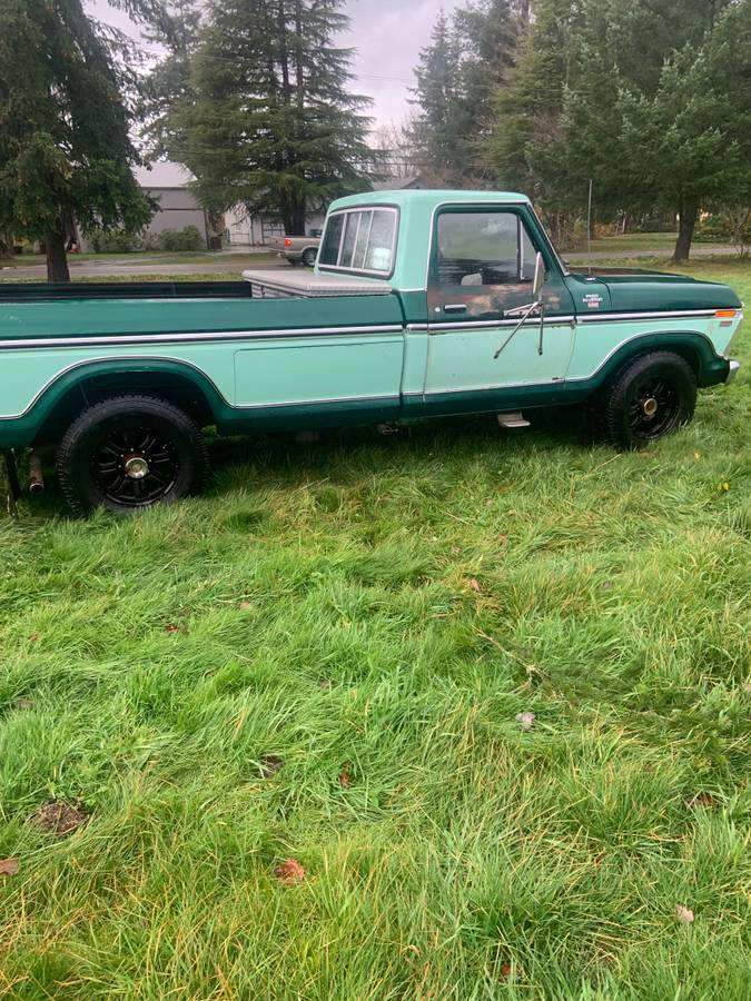 Ford-F350-ranger-xlt-camper-special-1977-green-91732-1