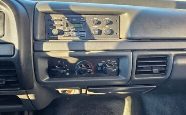 Ford-F350-xl-1993-white-472240-18