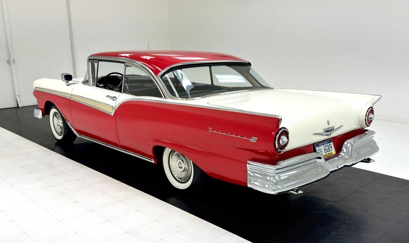 Ford-Fairlane-1957-Red-Black-78850-2