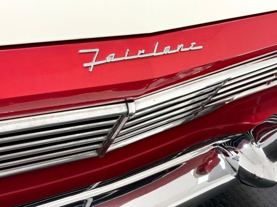 Ford-Fairlane-1957-Red-Black-78850-8