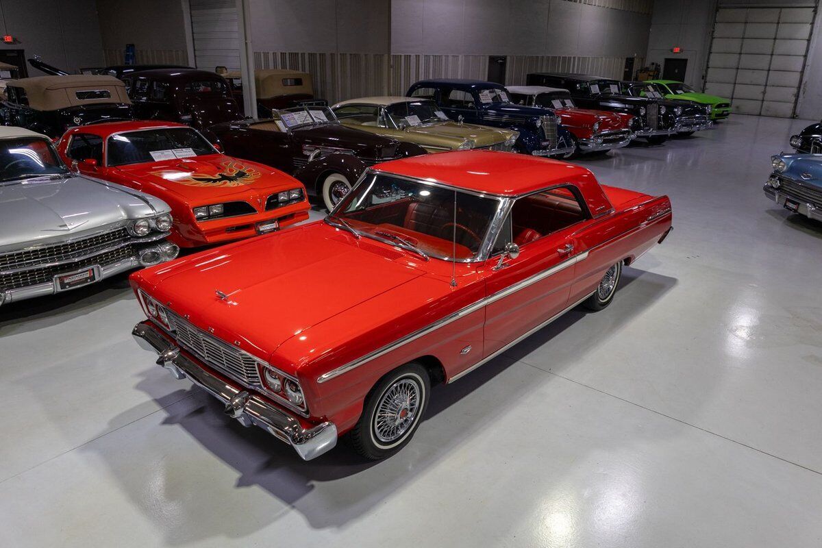 Ford Fairlane  1965 à vendre