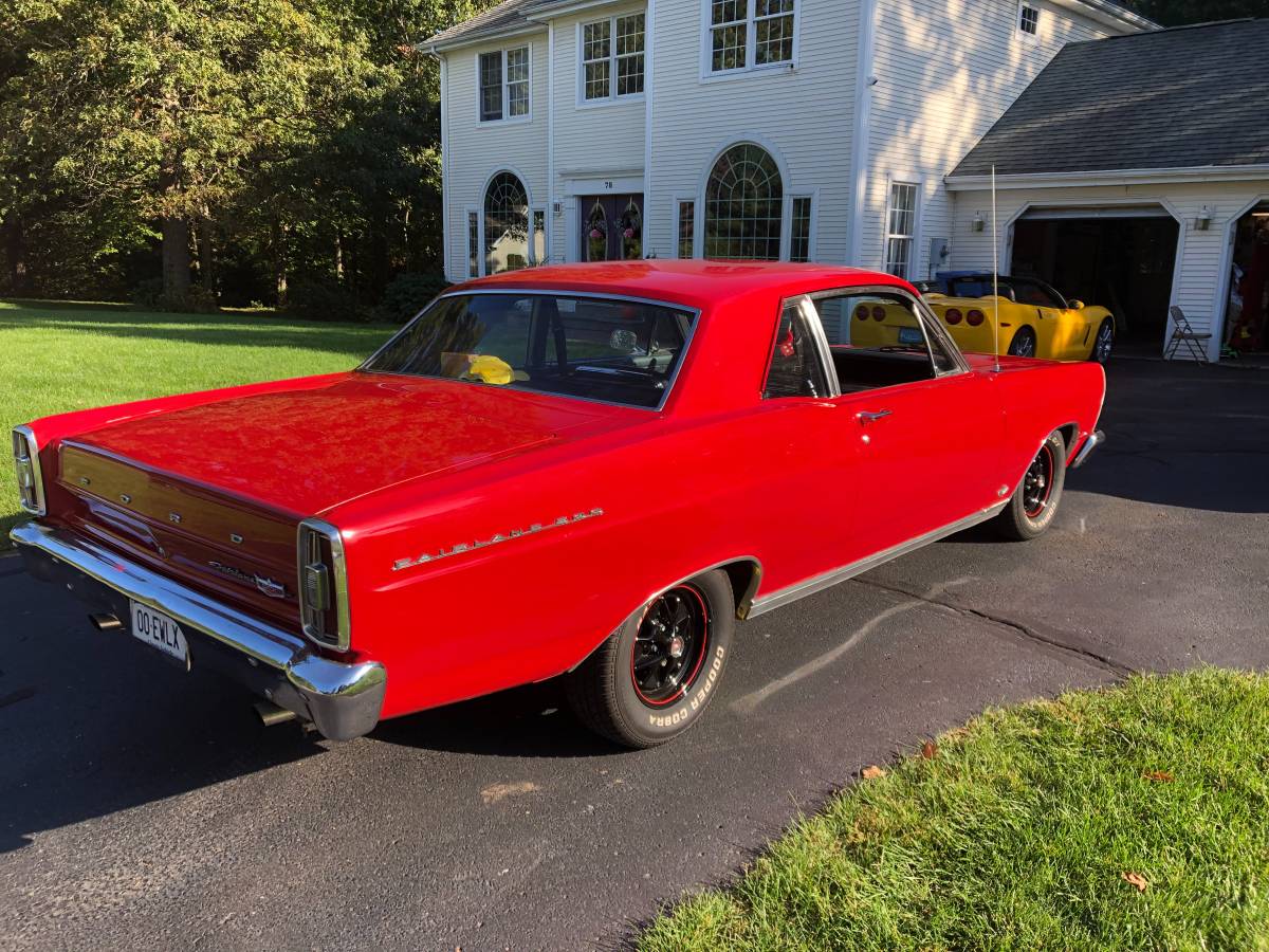 Ford-Fairlane-500-1966-4