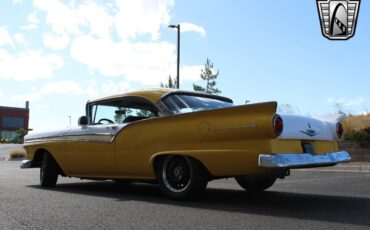 Ford-Fairlane-500.-Coupe-1957-Yellow-Gray-185681-4