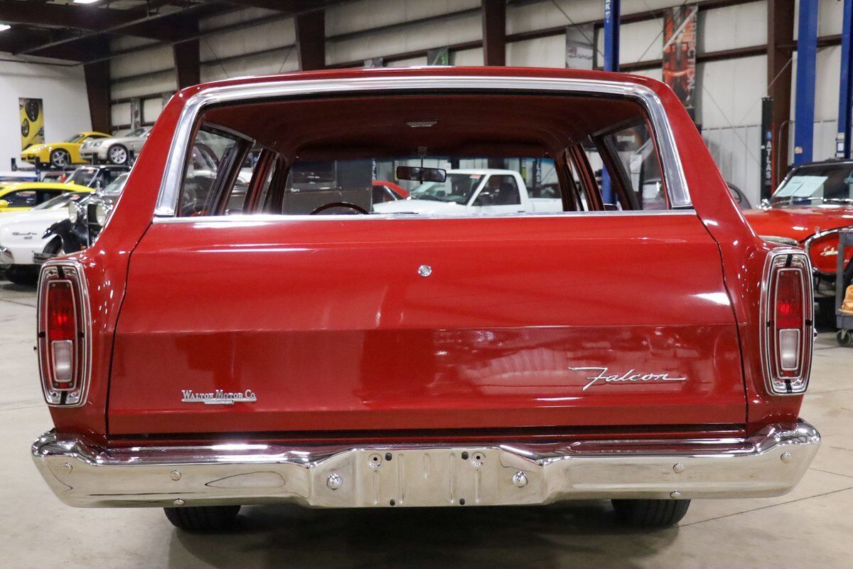 Ford-Falcon-Berline-1967-Red-Red-69506-7