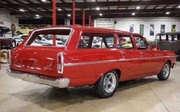 Ford-Falcon-Berline-1967-Red-Red-69506-8