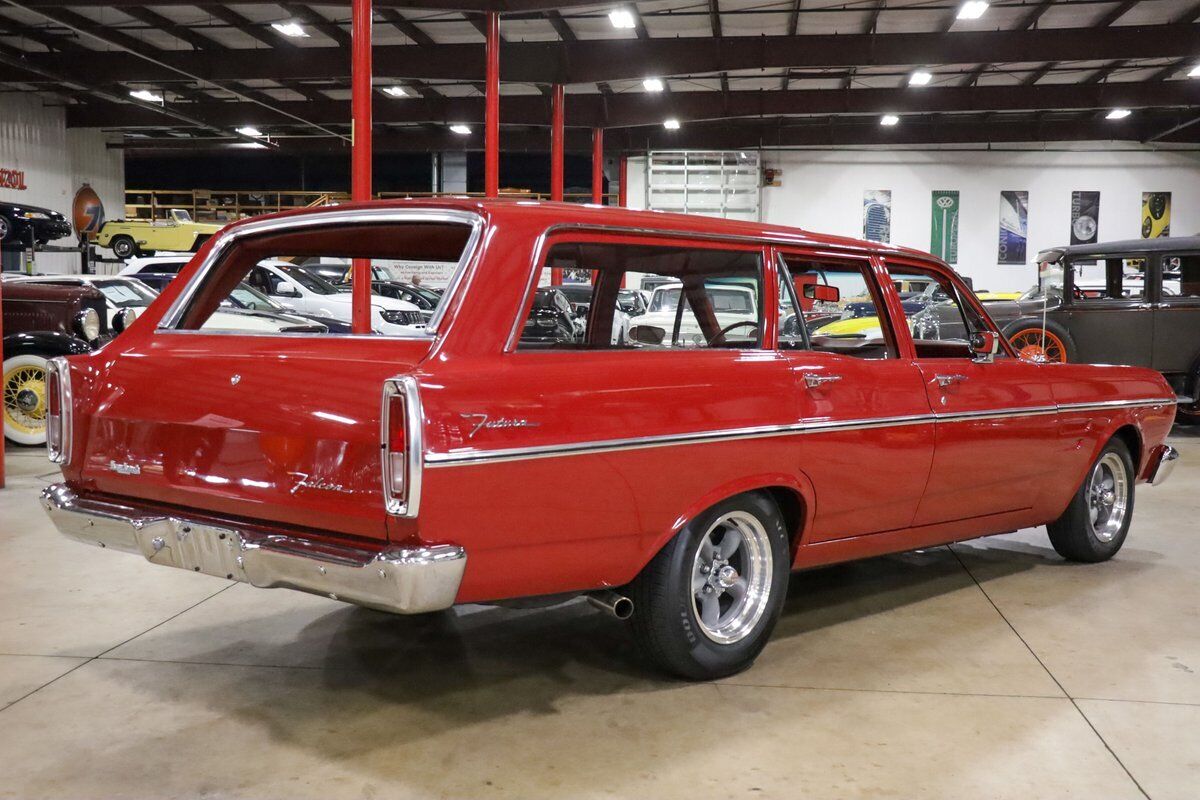 Ford-Falcon-Berline-1967-Red-Red-69506-8