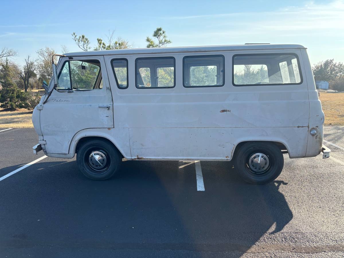 Ford-Falcon-econoline-1963