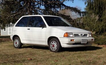 Ford-Festiva-1993-white-104607-4