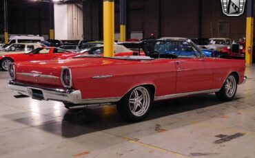 Ford-Galaxie-1965-Red-Black-157894-4