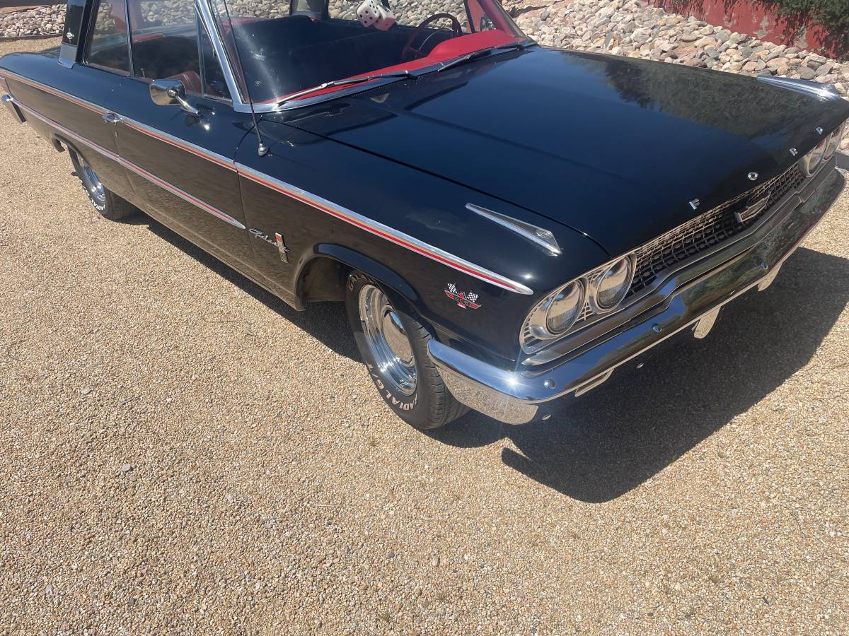 Ford-Galaxie-500-1963-2