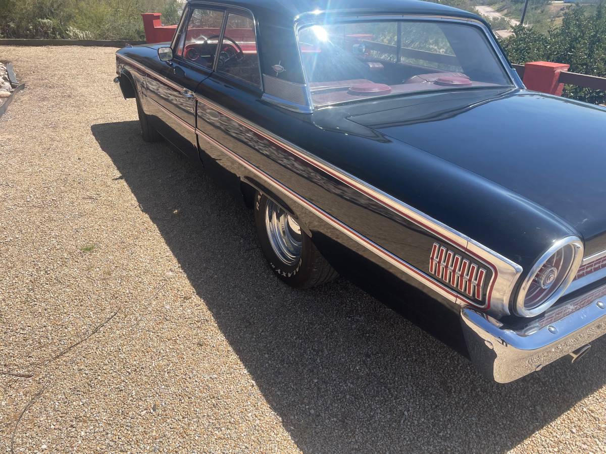 Ford-Galaxie-500-1963-4