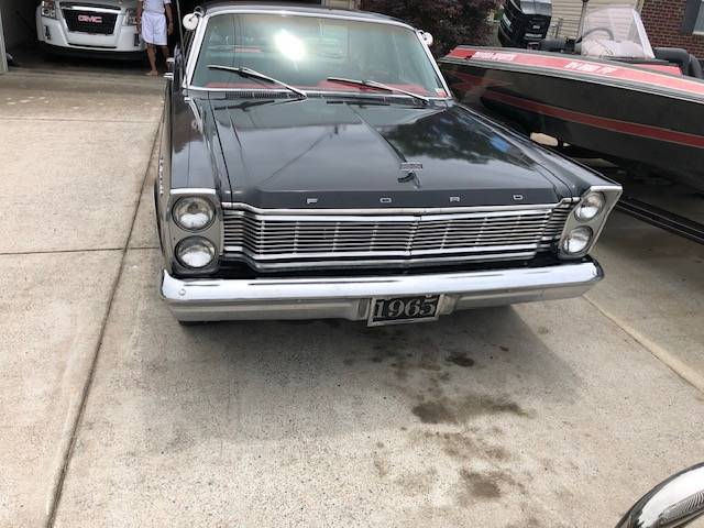 Ford-Galaxie-500-1965-black-402335-1