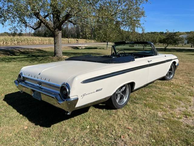 Ford-Galaxie-500-xl-convertible-1962-white-29998-2