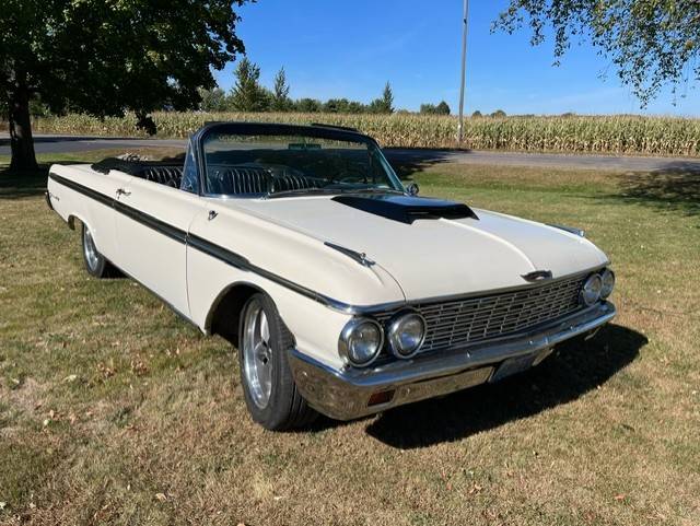 Ford-Galaxie-500-xl-convertible-1962-white-29998-20