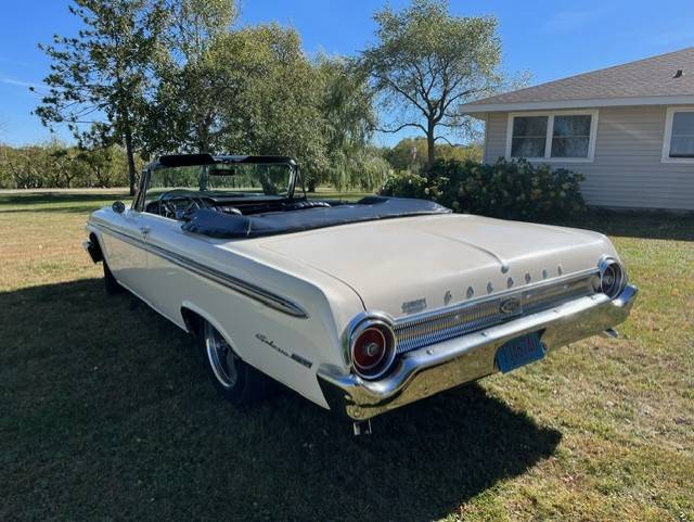 Ford-Galaxie-500-xl-convertible-1962-white-29998-4