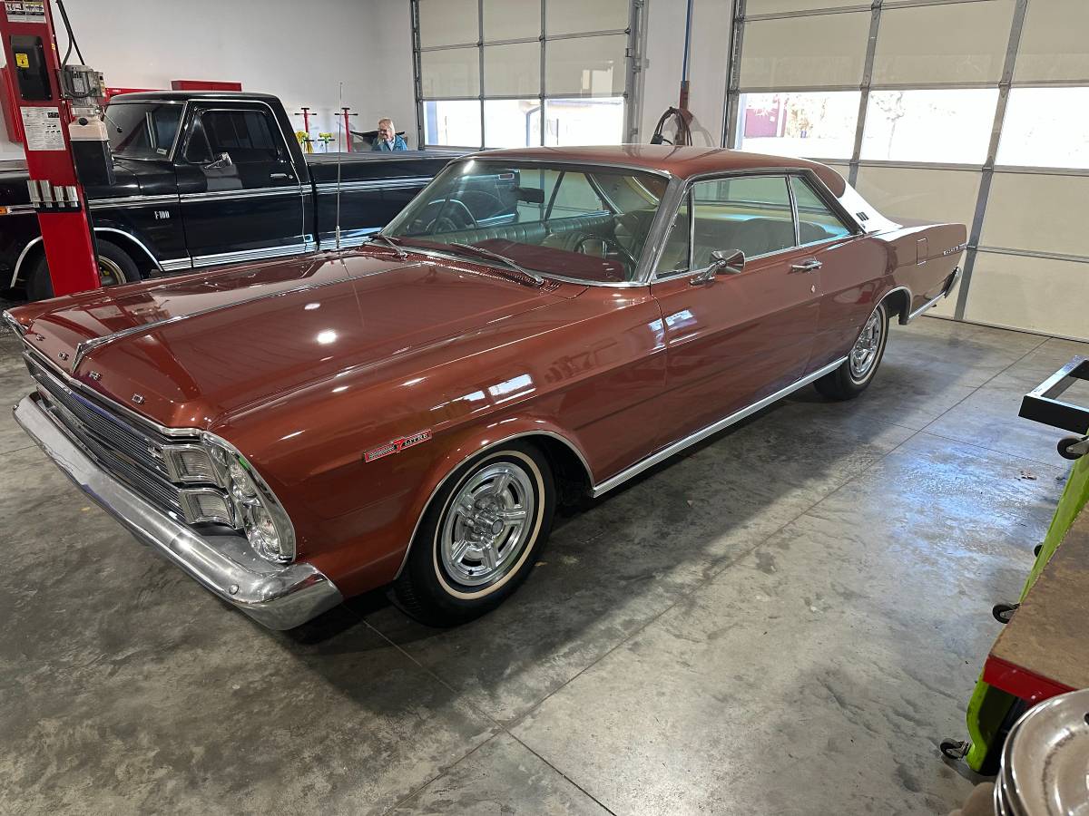 Ford-Galaxie-7-litre-1966-brown-95867-2