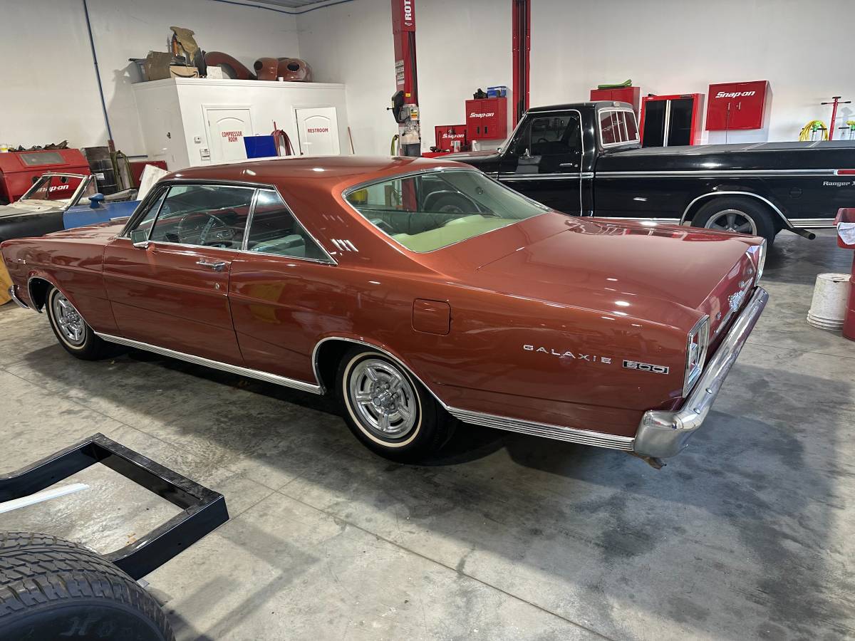 Ford-Galaxie-7-litre-1966-brown-95867-3