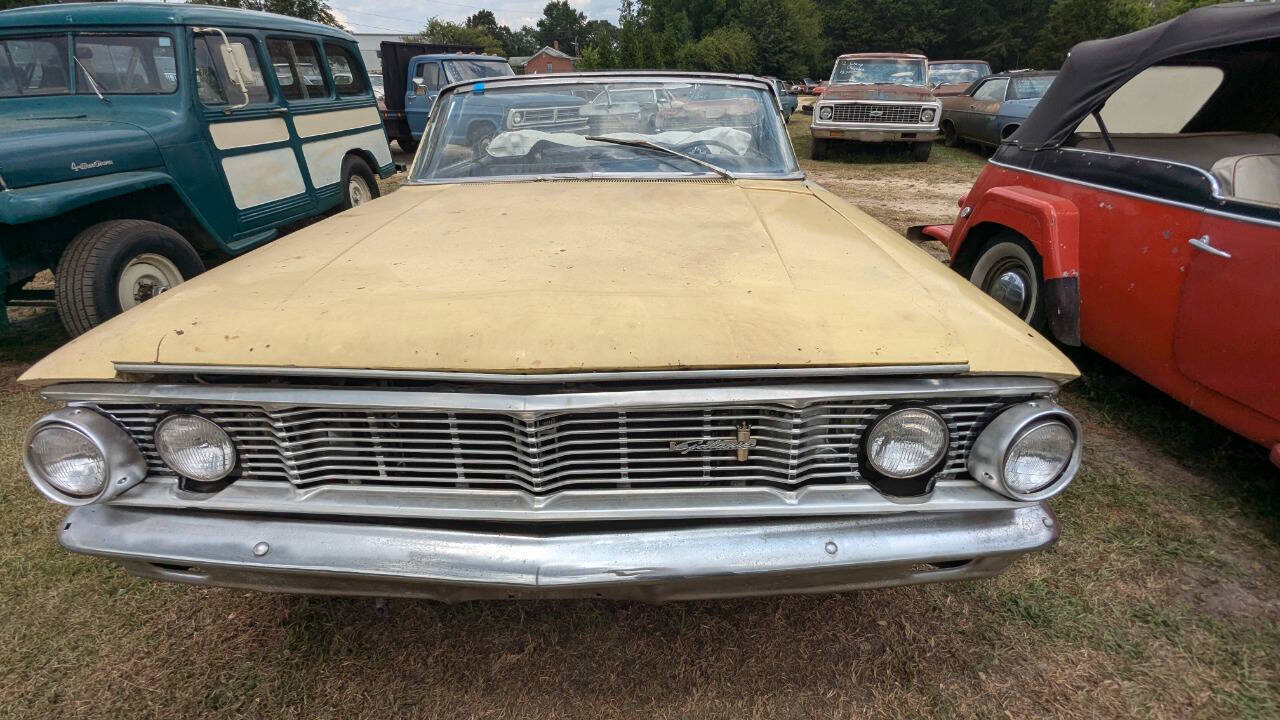 Ford-Galaxie-Cabriolet-1964-Yellow-Black-58057-1