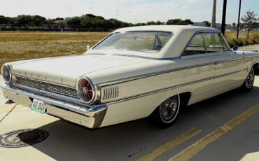 Ford-Galaxie-Coupe-1963-5