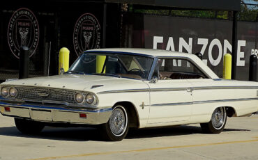 Ford-Galaxie-Coupe-1963-8