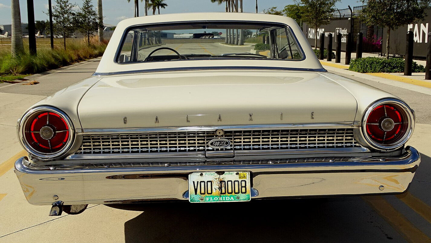 Ford-Galaxie-Coupe-1963-9