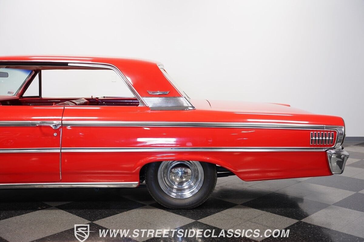 Ford-Galaxie-Coupe-1963-Red-Red-0-25