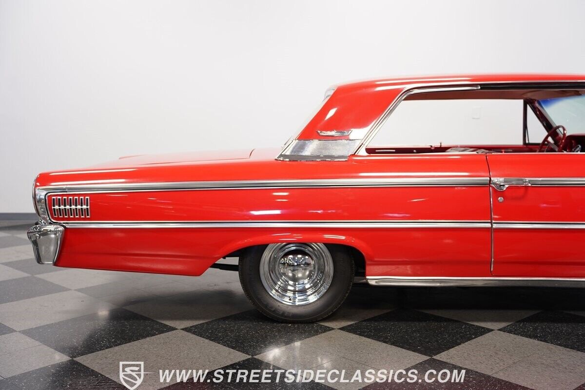 Ford-Galaxie-Coupe-1963-Red-Red-0-32