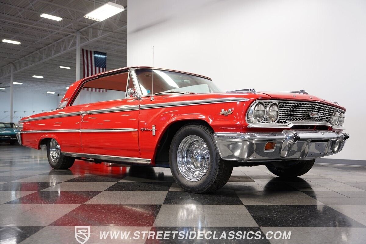 Ford-Galaxie-Coupe-1963-Red-Red-0-34