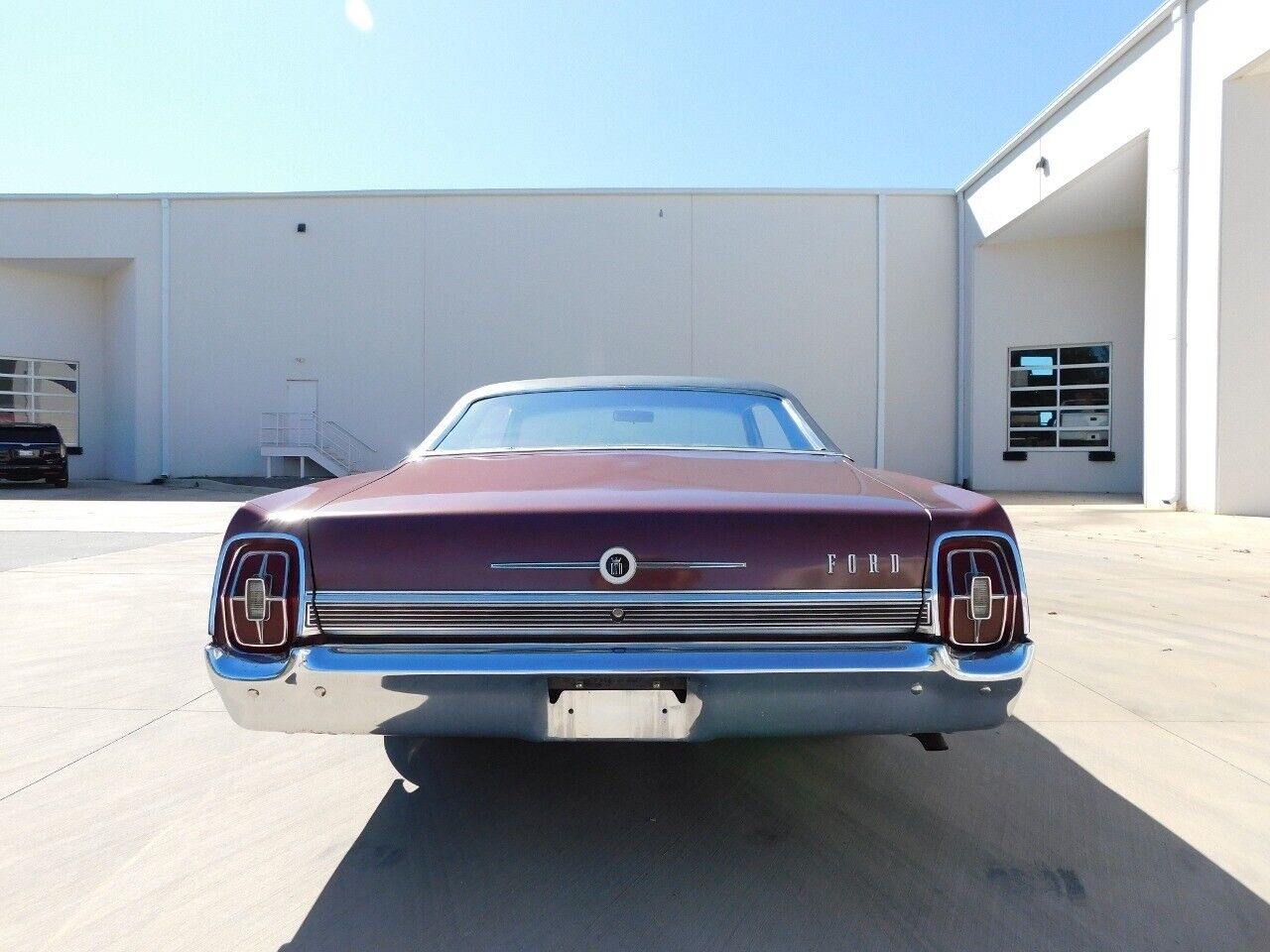 Ford-LTD-Coupe-1967-Red-Maroon-44130-9