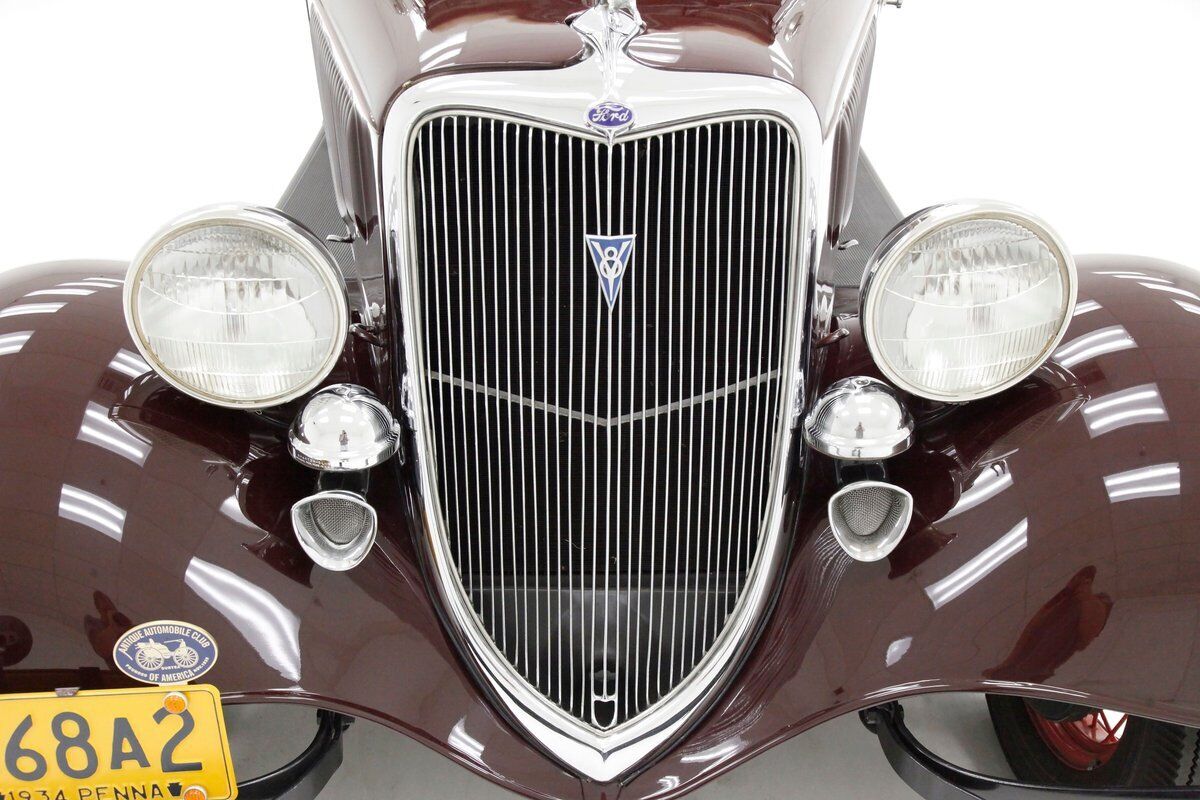 Ford-Model-40-Cabriolet-1934-11