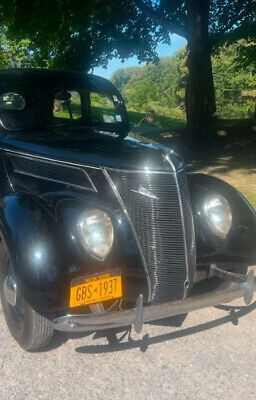 Ford-Model-78-Sedan-Berline-1937-Black-Tan-0-8