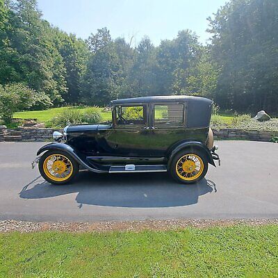 Ford-Model-A-Berline-1929-Black-Tan-805-2