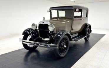 Ford-Model-A-Berline-1929-Tan-Brown-57217