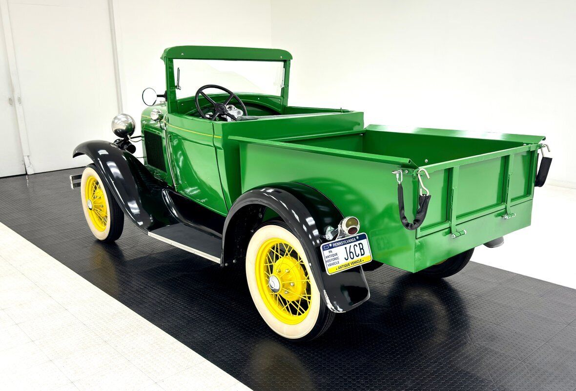 Ford-Model-A-Cabriolet-1931-2