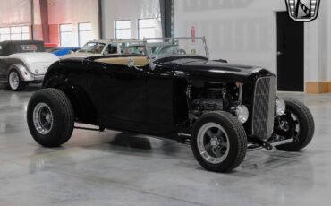 Ford-Model-A-Cabriolet-1932-5