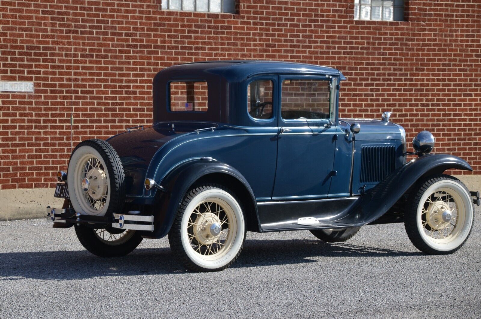 Ford-Model-A-Coupe-1931-11