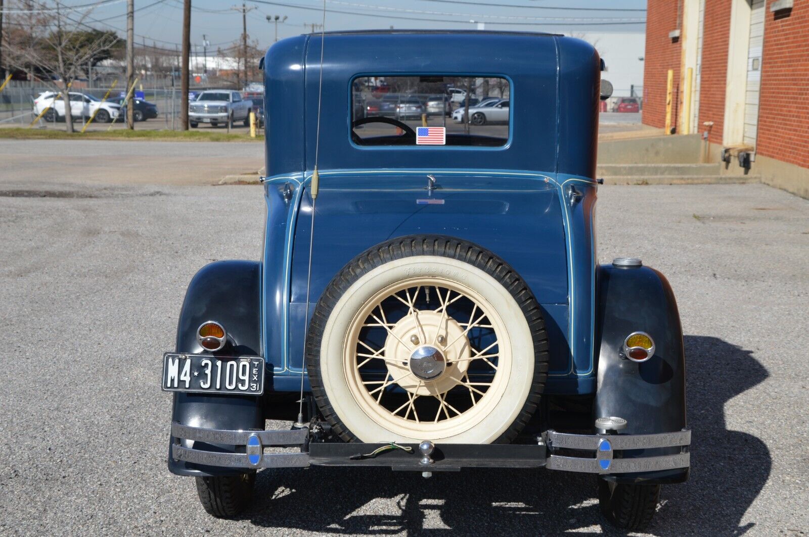 Ford-Model-A-Coupe-1931-8