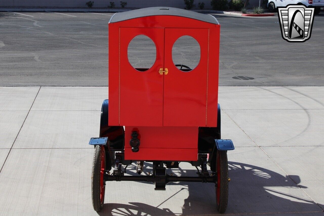 Ford-Model-T-Cabriolet-1903-10