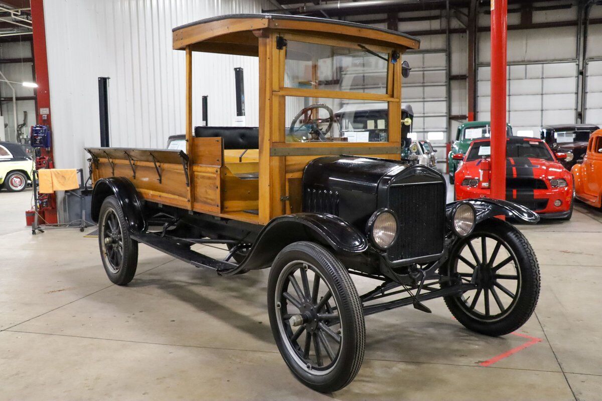 Ford-Model-T-Pickup-1923-11