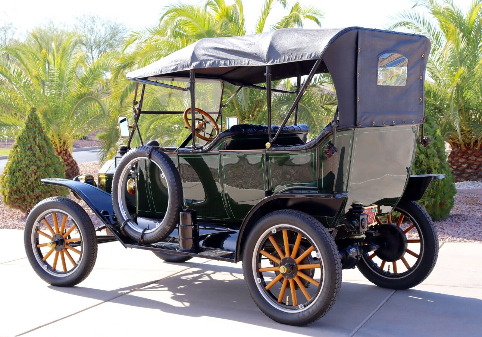 Ford-Model-T-Touring-Cabriolet-1913-2-Tones-12875-15