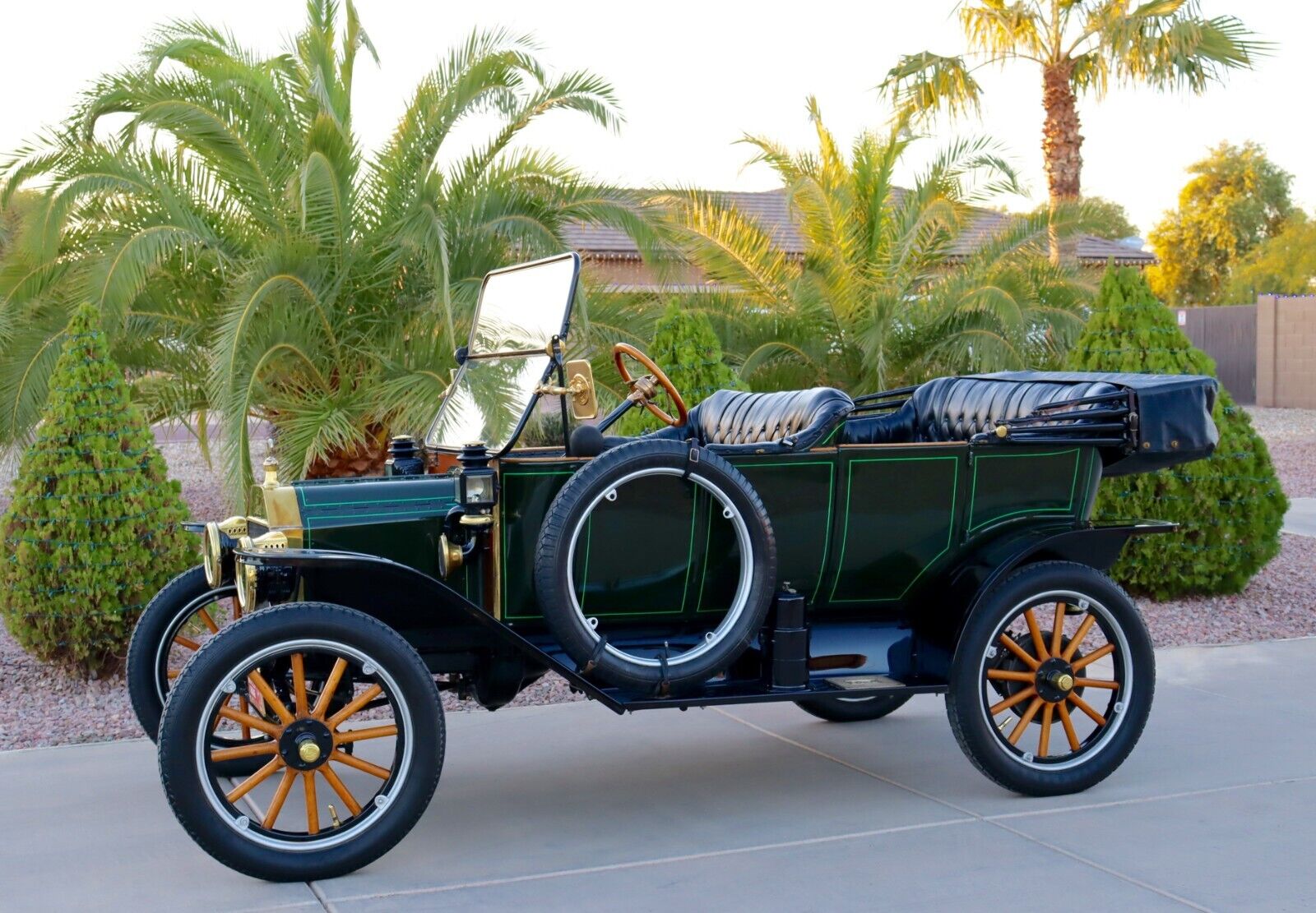 Ford-Model-T-Touring-Cabriolet-1913-2-Tones-12875-17