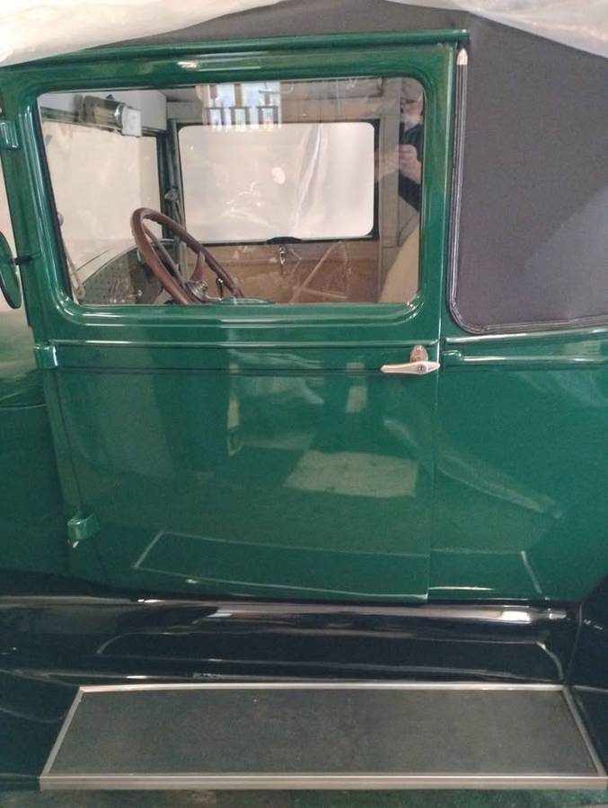 Ford-Model-a-sport-coupe-1928-green-148059-9