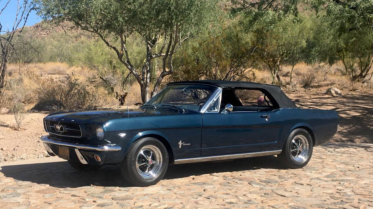 Ford-Mustang-1964-blue-74030-2