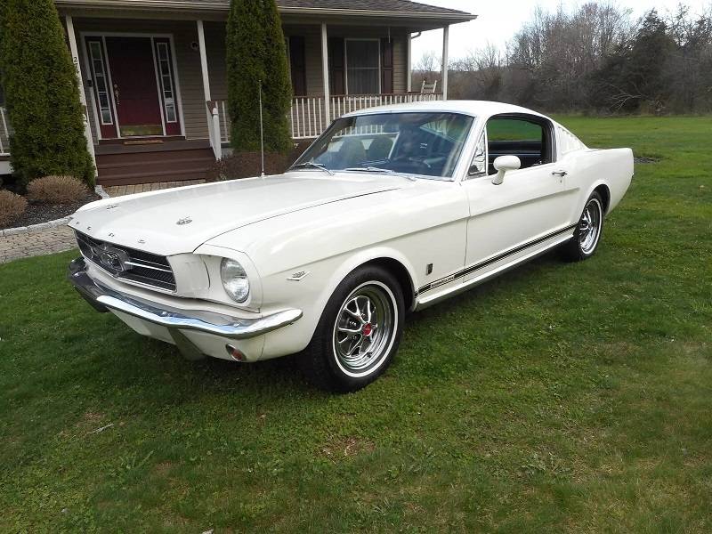 Ford-Mustang-1965-127138